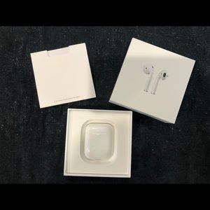 Apple Airpods 1st Gen - Used but like NEW with SN
